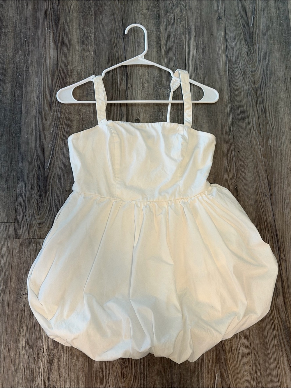 Women’s White Bubble Dress